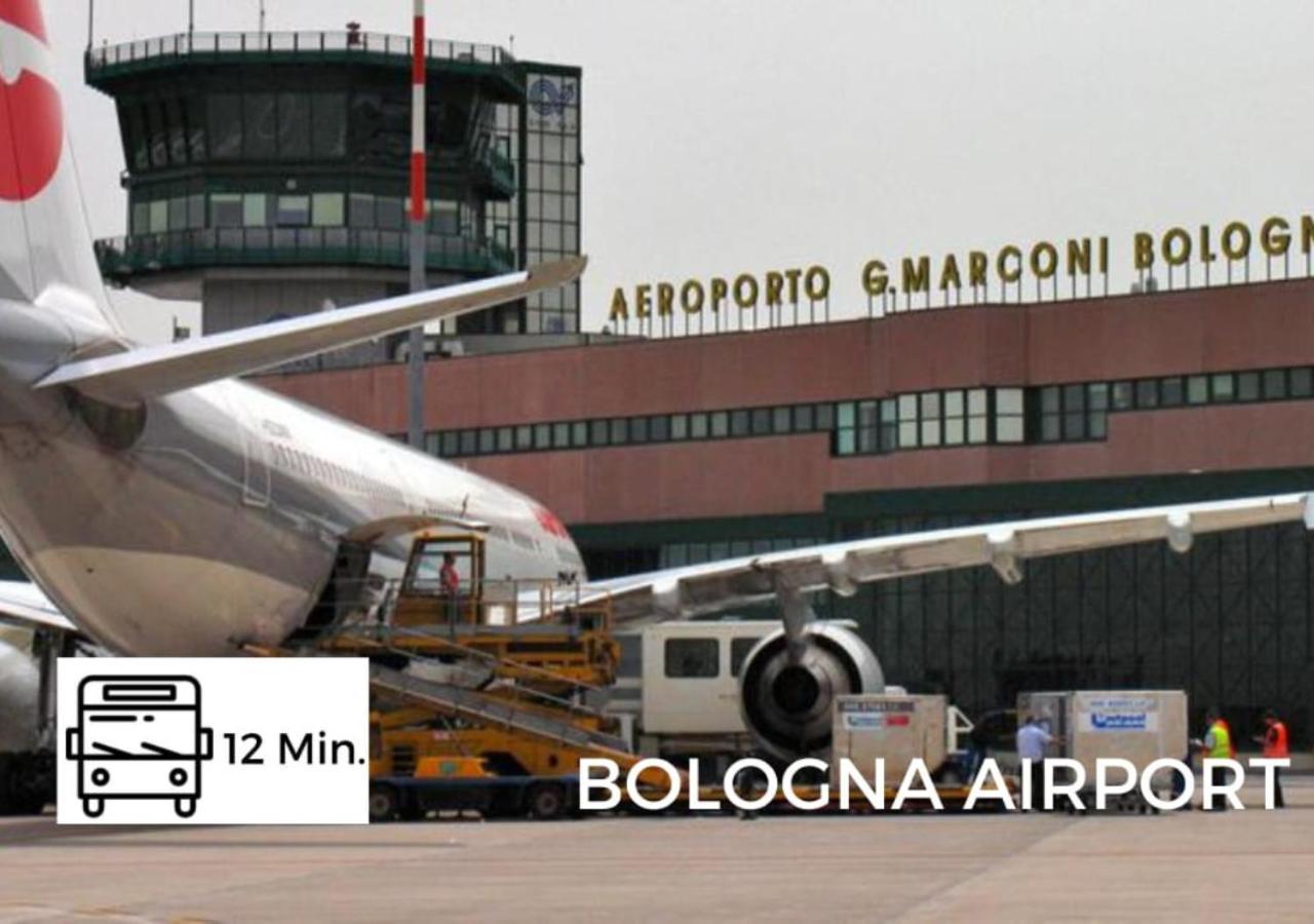 Sky Loft Airport - Modern Apt 1St Floor Apartman Bologna Kültér fotó